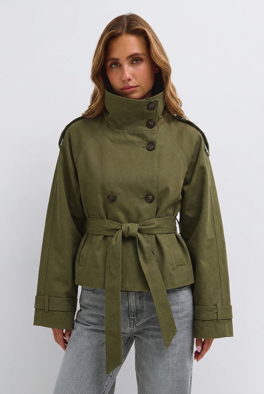 Trench Alma